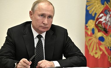 Путин поздравил кораблестроителей с профессиональным праздником